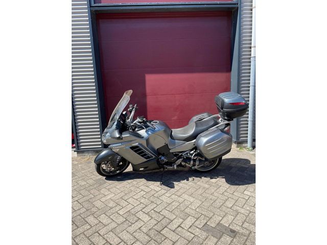 kawasaki - gtr-1400