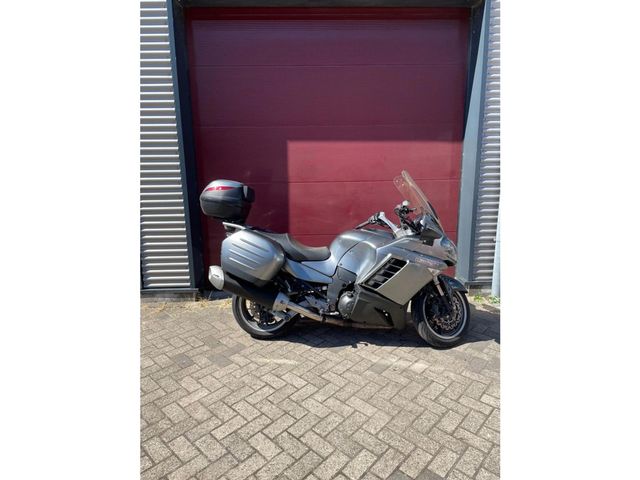 kawasaki - gtr-1400
