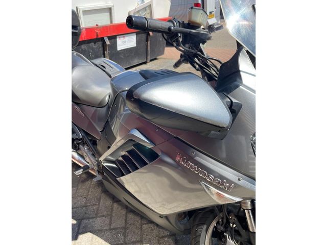 kawasaki - gtr-1400
