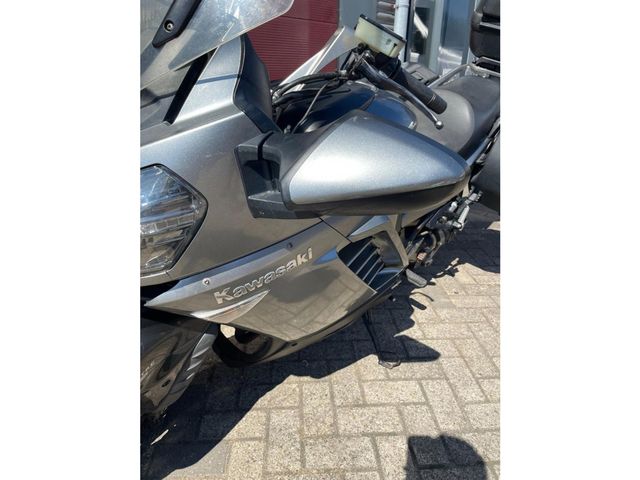 kawasaki - gtr-1400