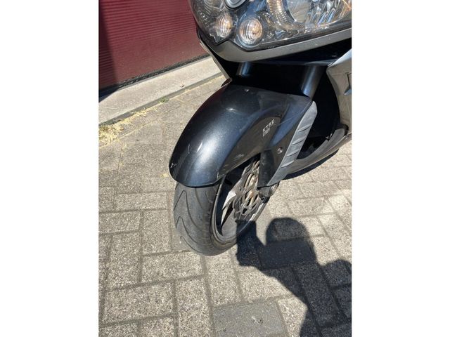 kawasaki - gtr-1400