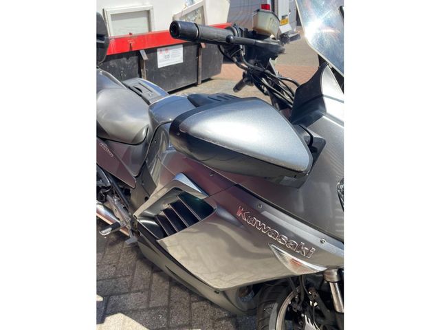 kawasaki - gtr-1400