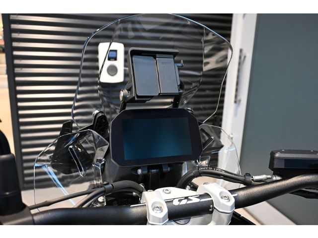 bmw - r-1300-gs-triple-black