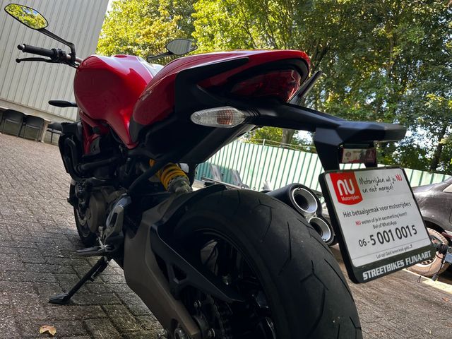 ducati - monster-821
