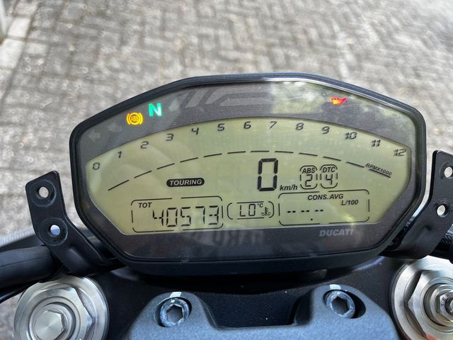 ducati - monster-821