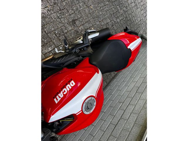 ducati - monster-821