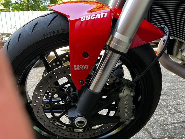 ducati - monster-821