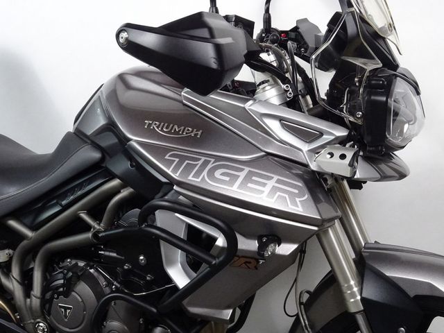 triumph - tiger-800-xrt