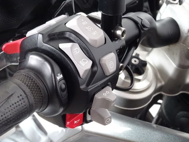 triumph - tiger-800-xrt