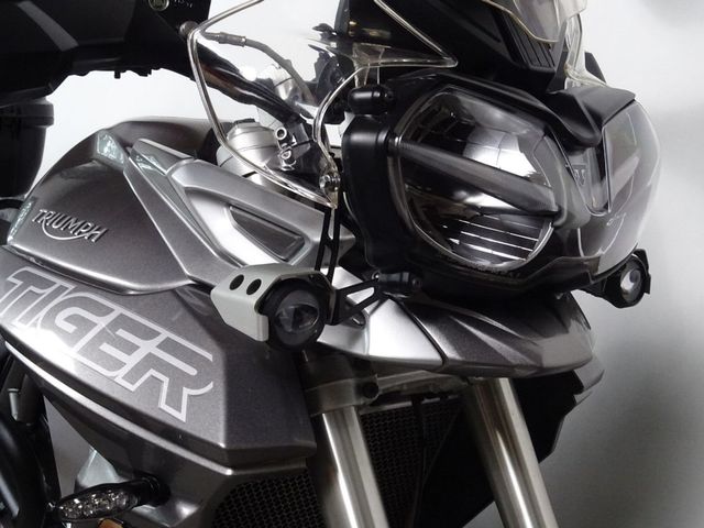 triumph - tiger-800-xrt