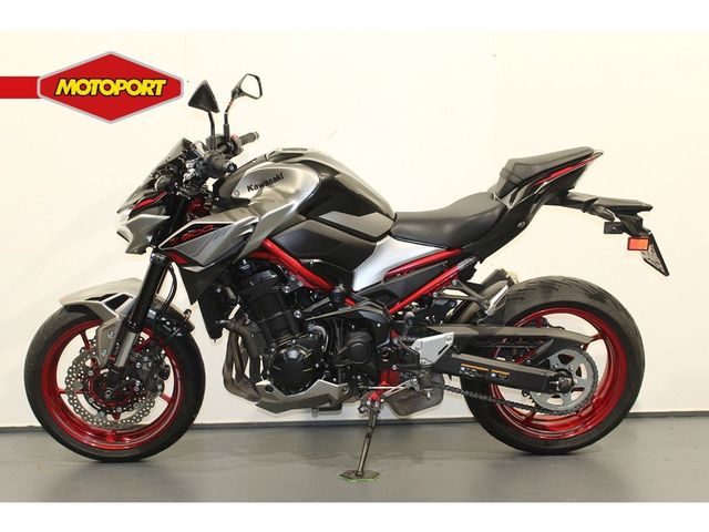 kawasaki - z900
