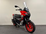 APRILIA SR GT 200