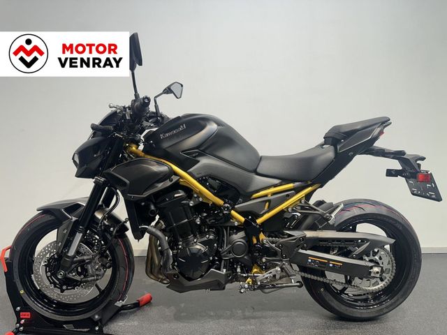 kawasaki - z900