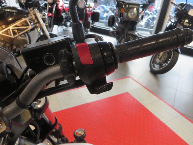 honda - nc-700-s-c-abs