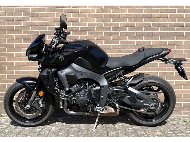 yamaha - mt-10