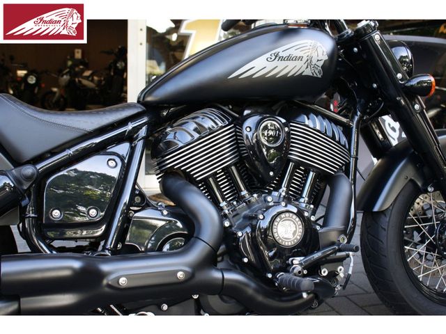 indian - chief-bobber-dark-horse