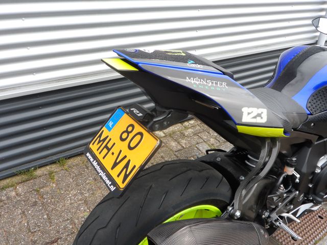 yamaha - yzf-r1