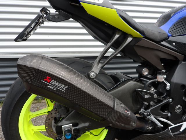 yamaha - yzf-r1
