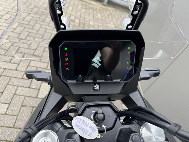 suzuki - v-strom-800