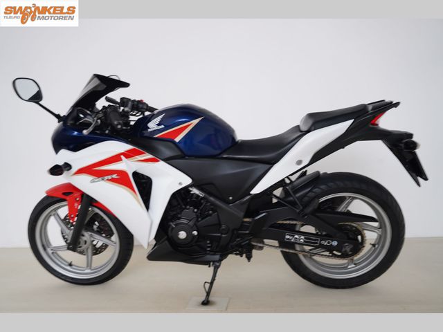 honda - cbr-250-r