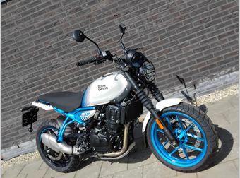 Royal Enfield Guerrilla 450 2026 nieuw
