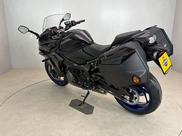 suzuki - gsx-s-1000-gt