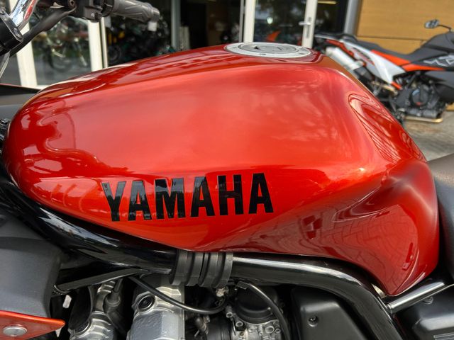 yamaha - fzs-600-fazer
