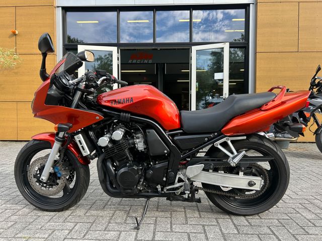 yamaha - fzs-600-fazer