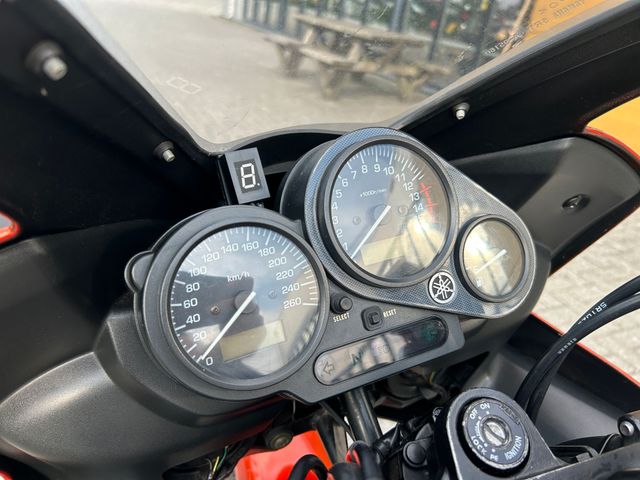 yamaha - fzs-600-fazer