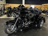 HARLEY-DAVIDSON TRI GLIDE ULTRA