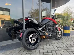 Zero SRF ZF17.3 2026 nieuw – foto 3 van 6