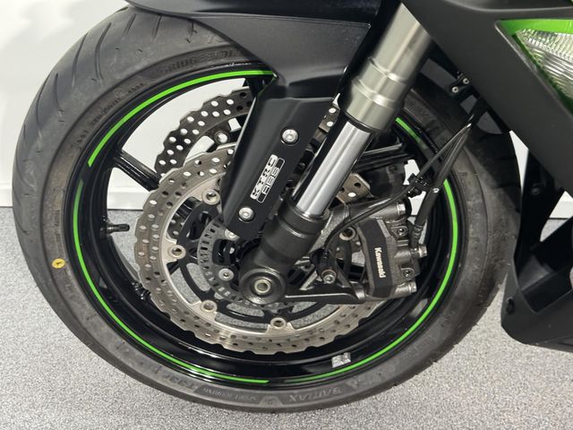 kawasaki - z-1000-sx-abs