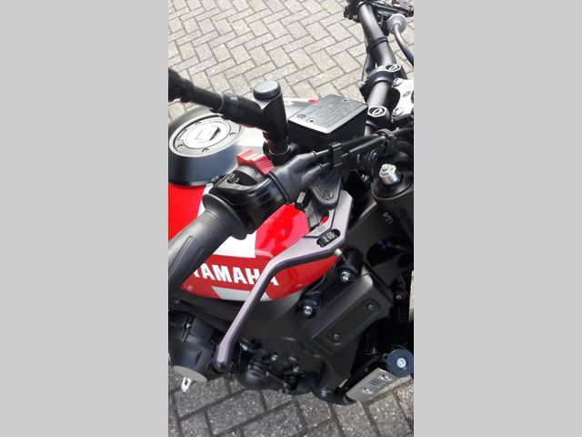 yamaha - xsr-900-abs