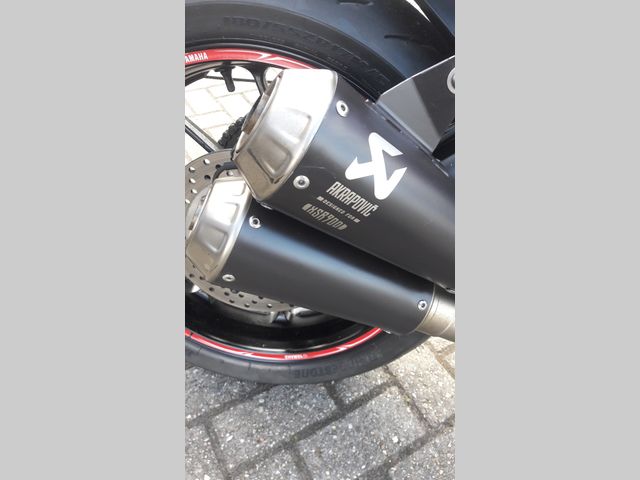 yamaha - xsr-900-abs