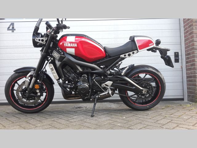 yamaha - xsr-900-abs