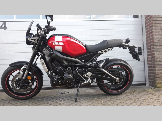 yamaha - xsr-900-abs