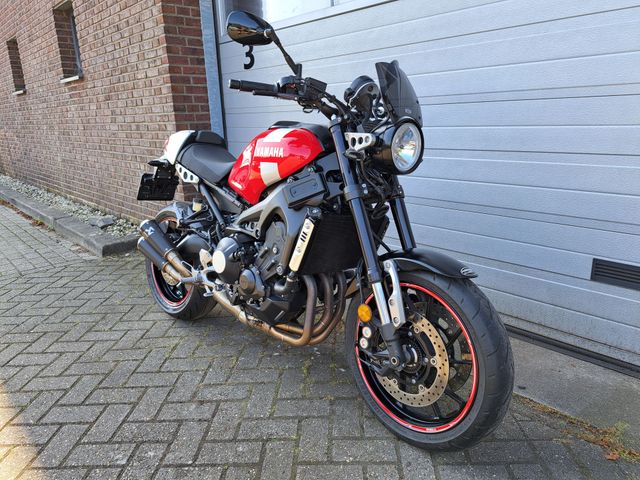 yamaha - xsr-900-abs