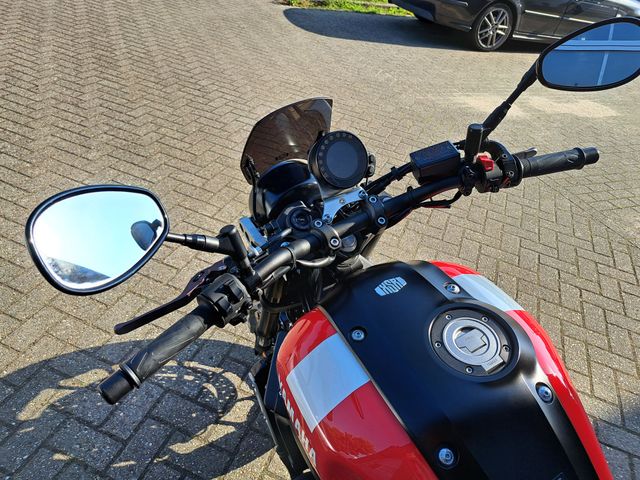 yamaha - xsr-900-abs