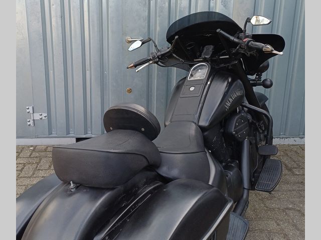 suzuki - vl-1500-intruder