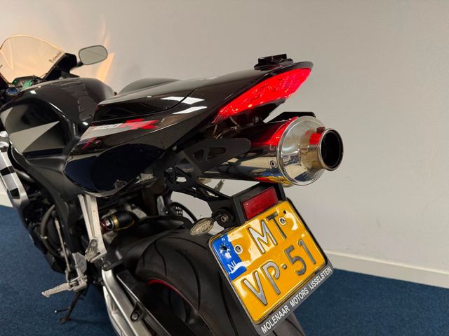 honda - cbr-1000-rr-fireblade