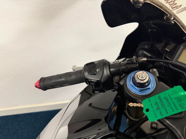 honda - cbr-1000-rr-fireblade