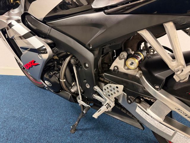 honda - cbr-1000-rr-fireblade