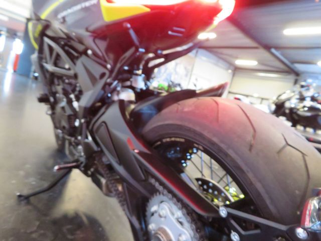 mv-agusta - dragster-800-rr