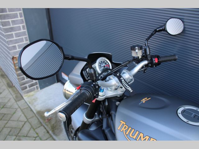 triumph - street-triple-r