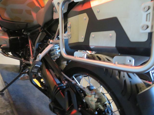 bmw - r-1250-gs-adventure