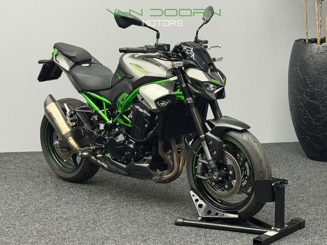 kawasaki - z900