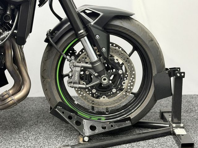 kawasaki - z900