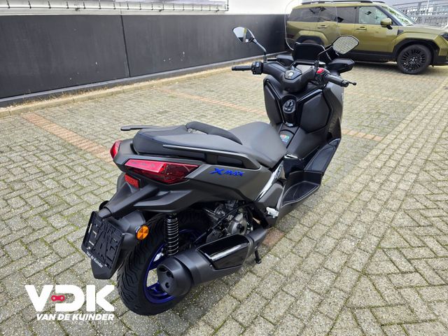 yamaha - x-max-300-abs