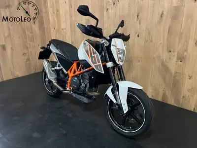 KTM 690 DUKE – foto 2