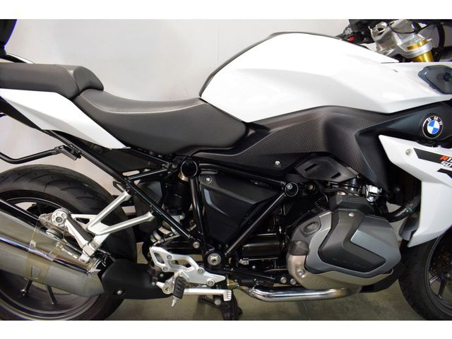 bmw - r-1250-rs